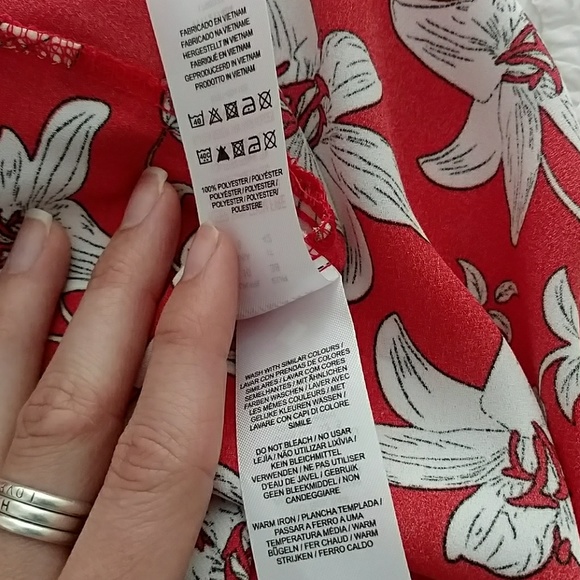 Patterned Primark blouse with zipper detail - Picture 7 of 7